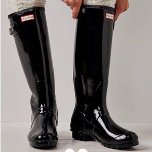 $185 Hunter Wellies Tall Black Gloss Rain Boots Buckles 8